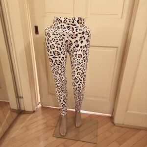 Leopard print leggings/ Size SM